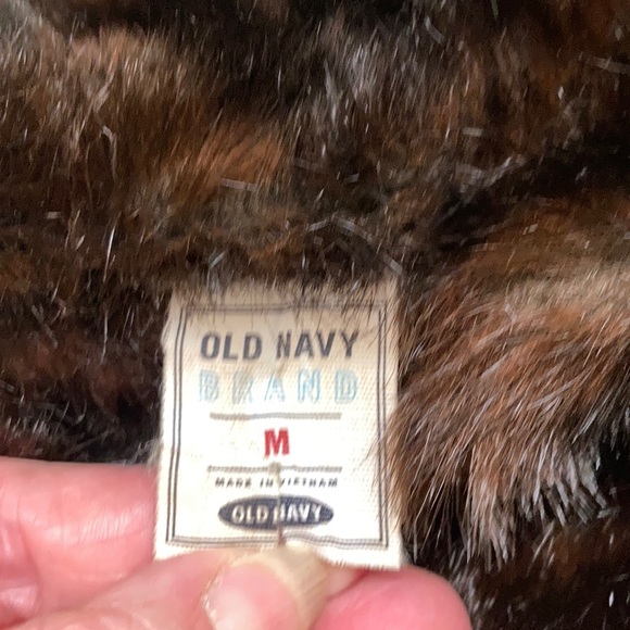 Old Navy Faux Fur lined vest - Picture 7 of 7